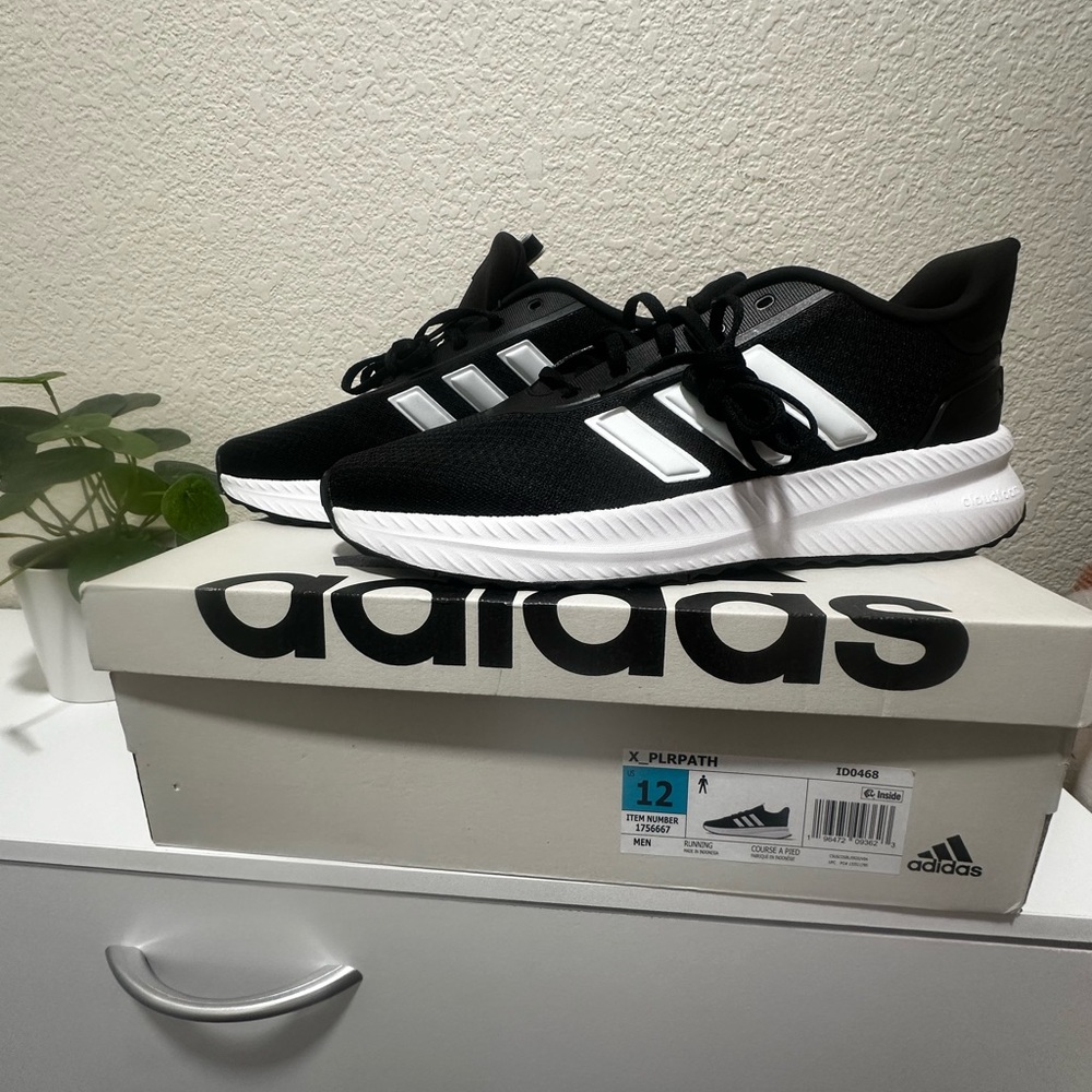 Adidas shoes. X_PLRPATH size 12
